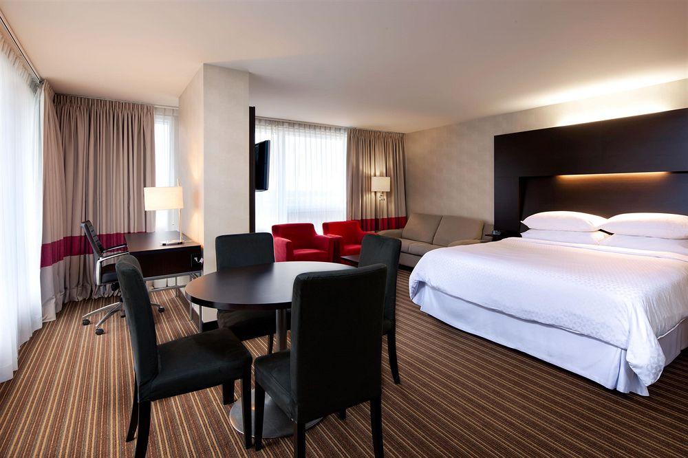 Four Points By Sheraton Levis Convention Centre Exteriér fotografie