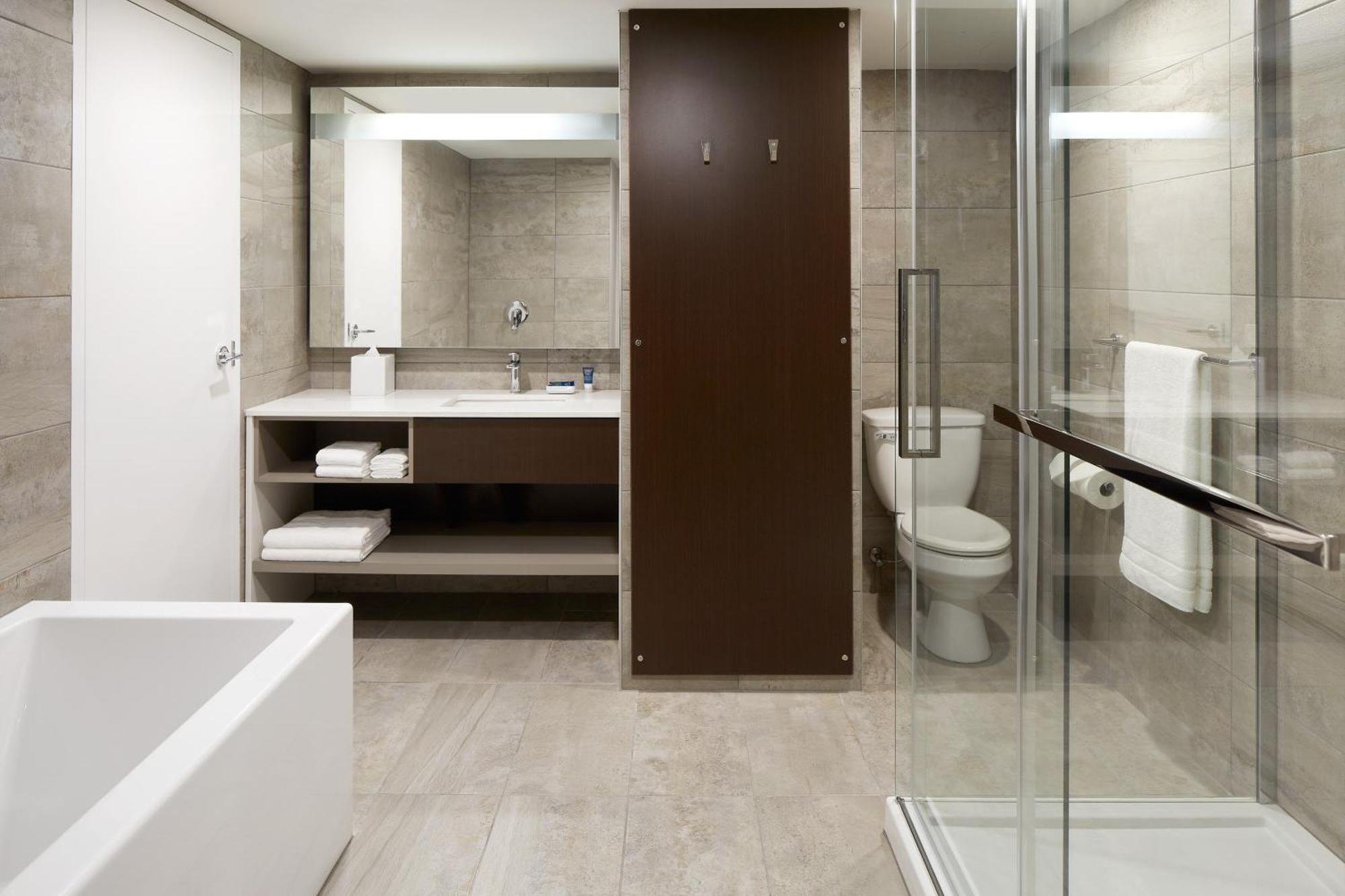 Four Points By Sheraton Levis Convention Centre Exteriér fotografie